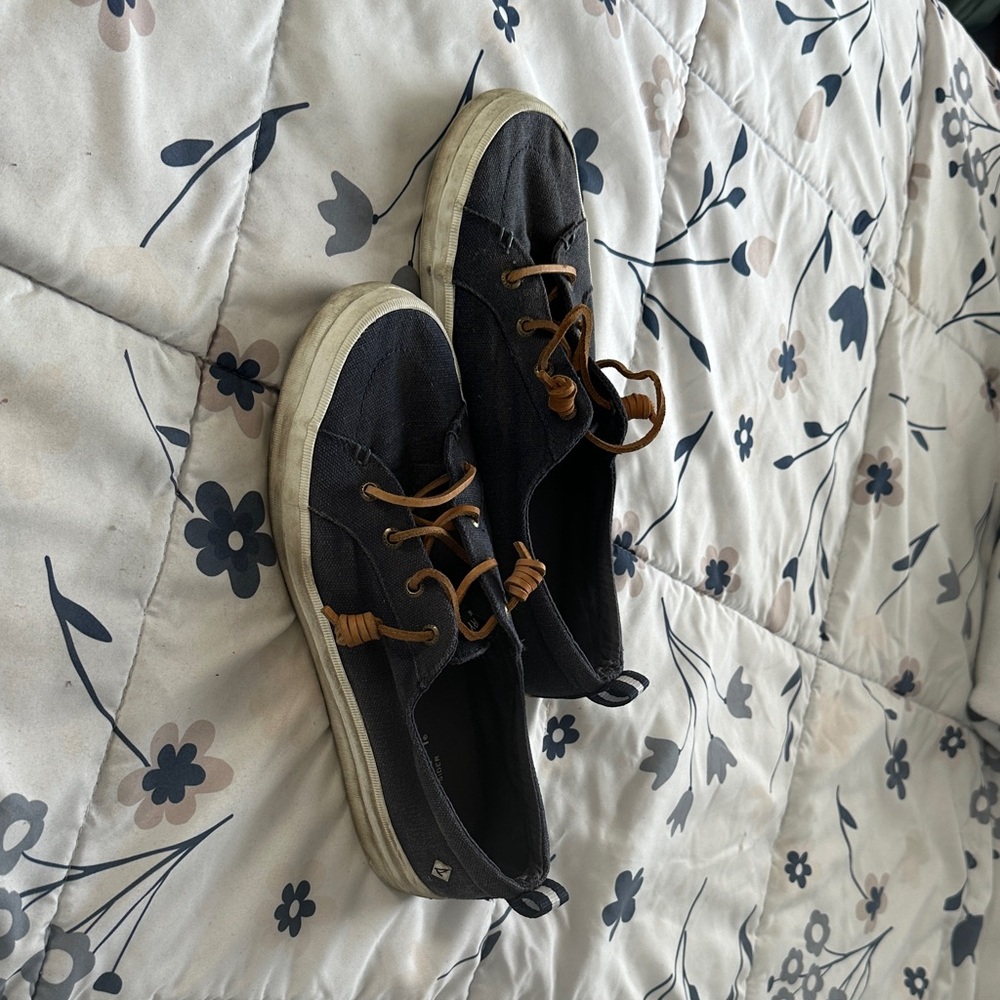 Casual Black Canvas Sneakers with Brown Laces